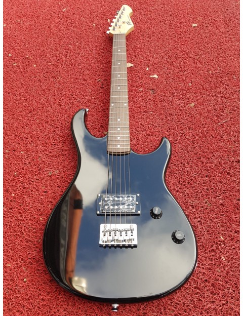 Pavey Siyah Elektro Gitar